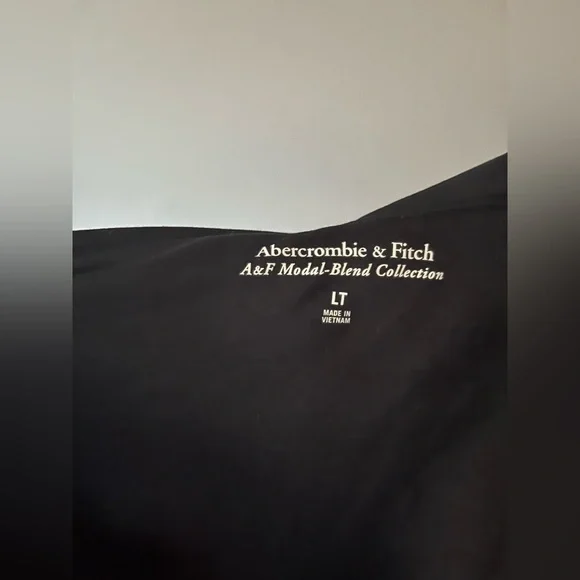 Abercrombie | Tall Off-The-Shoulder Knit Midi Dress - Picture 7 of 8